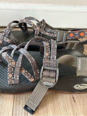 Chaco Adjustable Sandal 8 wide